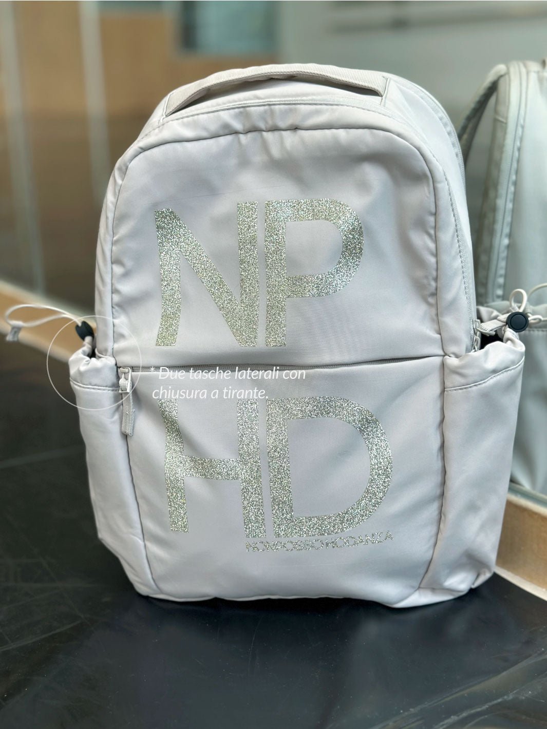 GAIREG Zaino da donna antifurto, con cerniera, design con tasca posteriore, borsa da viaggio con pompon, Carino Cartoon Highland Cow-99 GAIREG Zaino da donna antifurto, con cerniera, design con tasca posteriore, borsa da viaggio con pompon, Carino Cartoon Highland Cow-99